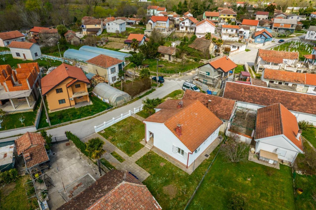 Guesthouse Four Rivers Capljina Bagian luar foto