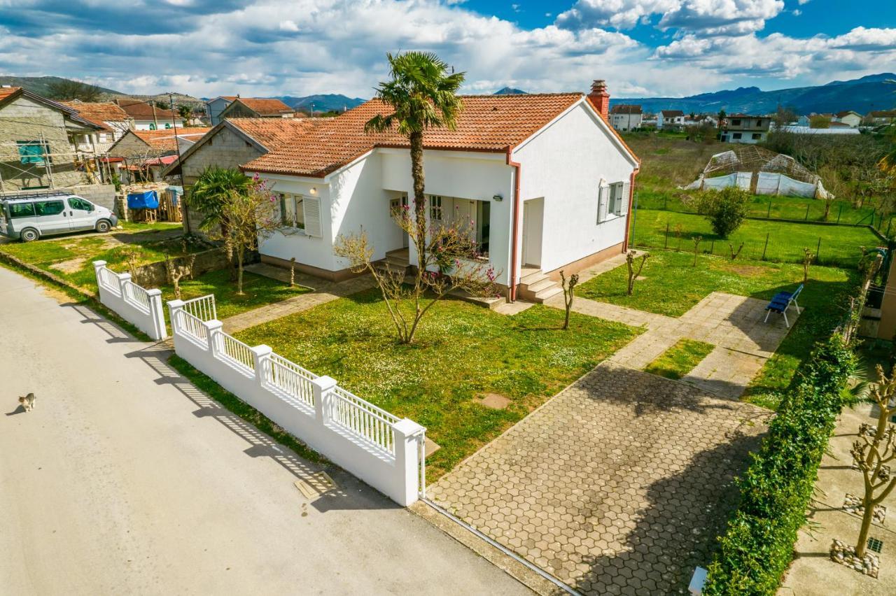 Guesthouse Four Rivers Capljina Bagian luar foto