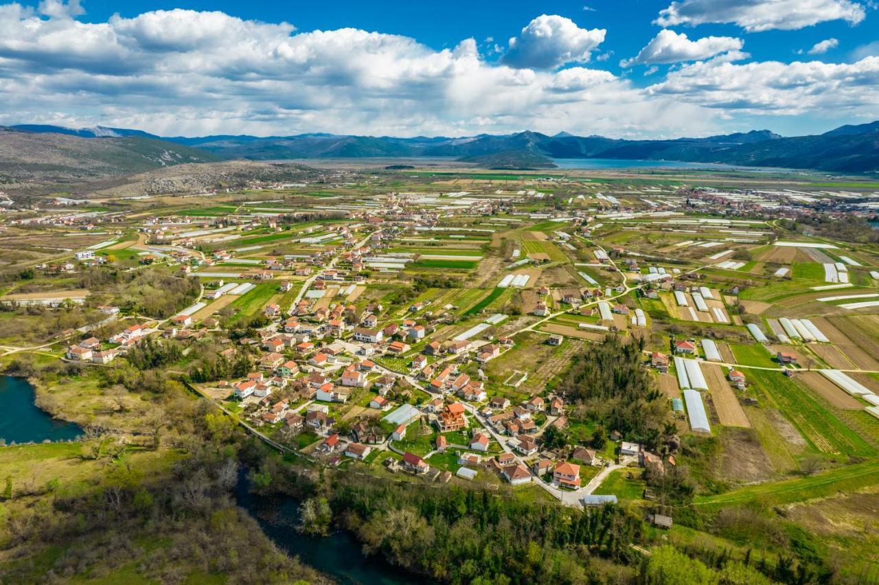 Guesthouse Four Rivers Capljina Bagian luar foto