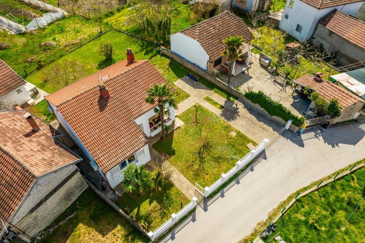 Guesthouse Four Rivers Capljina Bagian luar foto